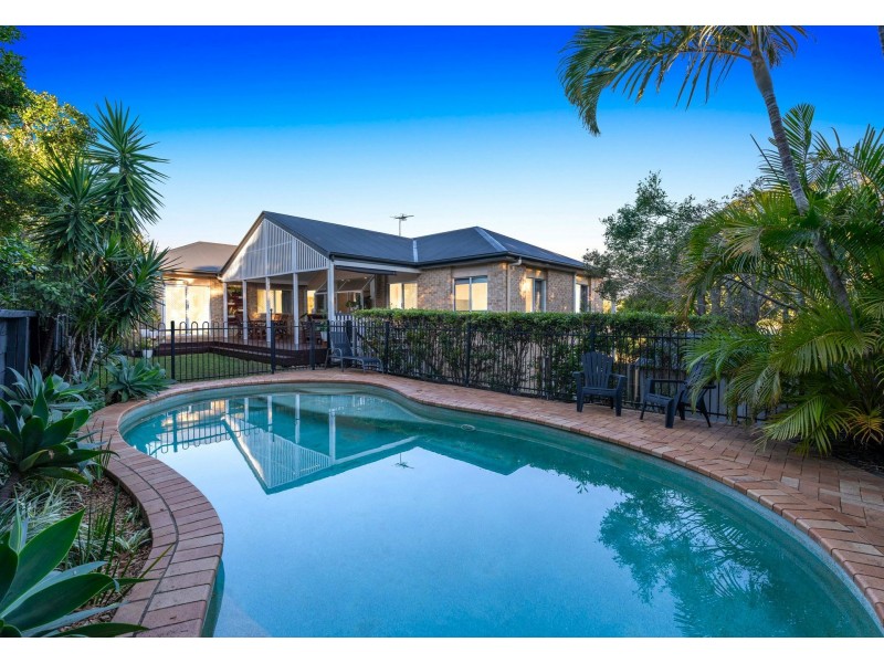 11 Leilani Court, Carina QLD 4152