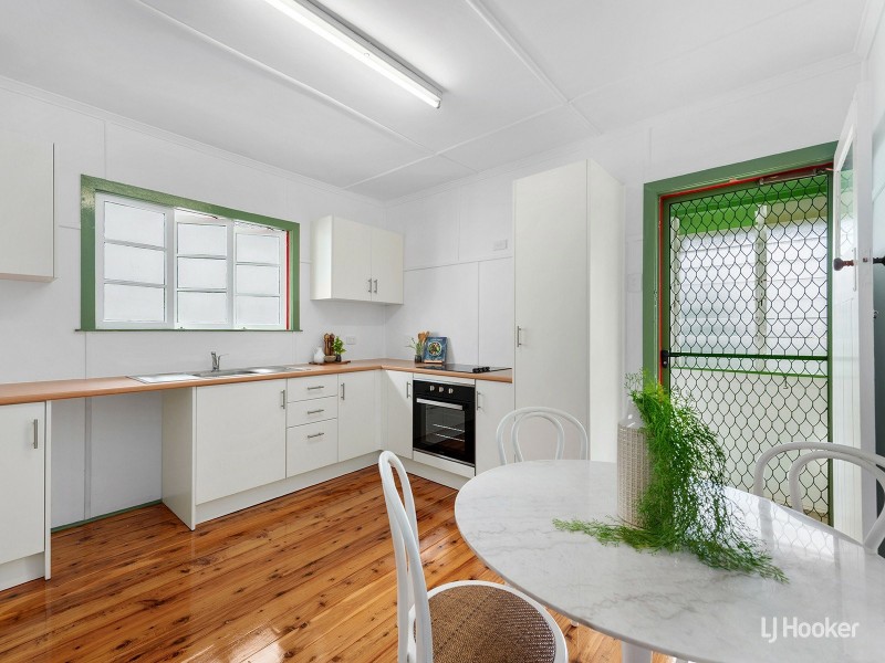 61 Aster Street, Cannon Hill QLD 4170