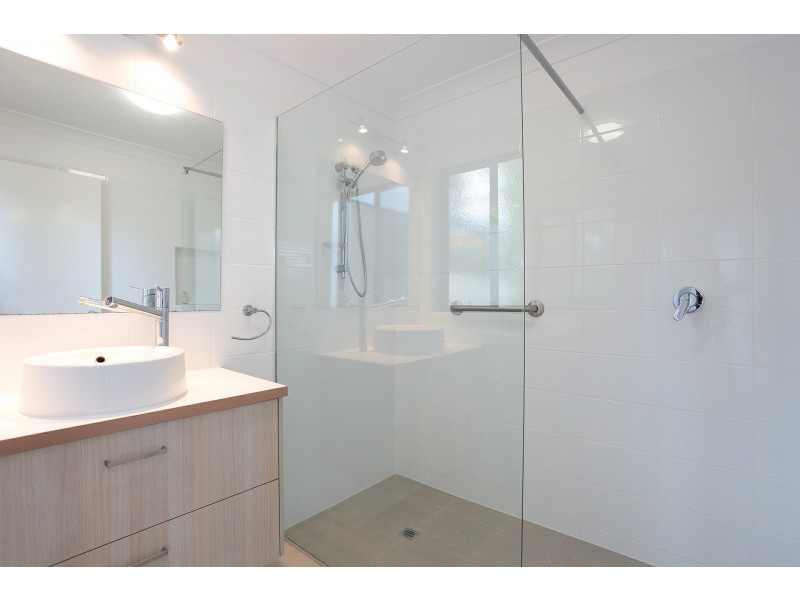 46 Imperial Avenue, Cannon Hill QLD 4170