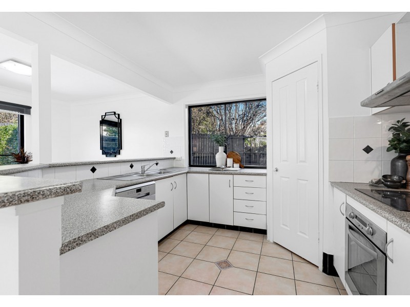 11 Brookwood Street, Murarrie QLD 4172