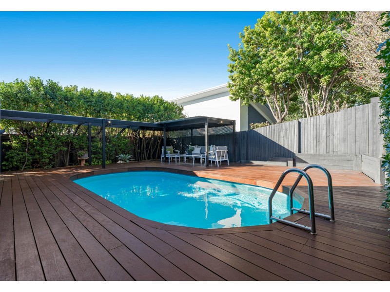 11 Brookwood Street, Murarrie QLD 4172