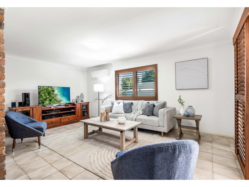 30 Kingfisher Cresent, Belmont QLD 4153