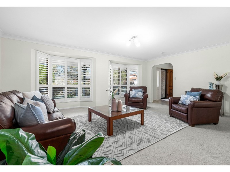 30 Kingfisher Cresent, Belmont QLD 4153