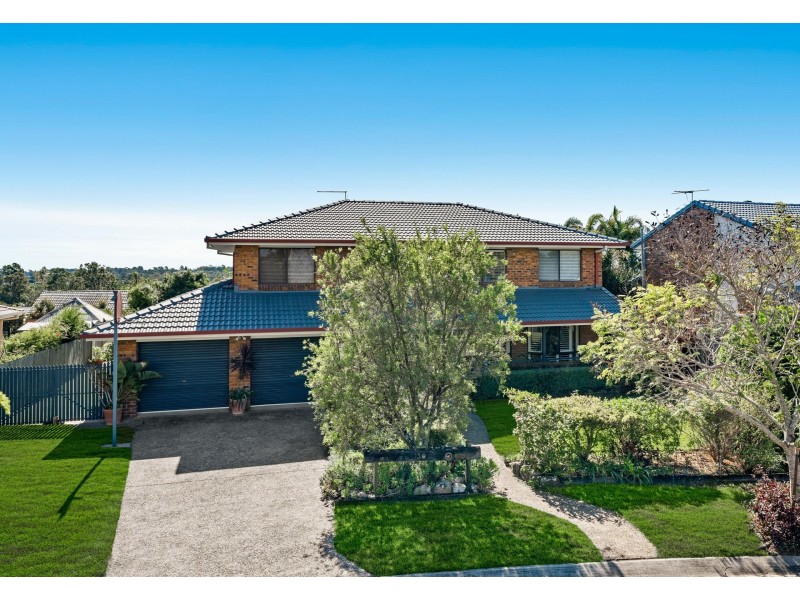 30 Kingfisher Cresent, Belmont QLD 4153