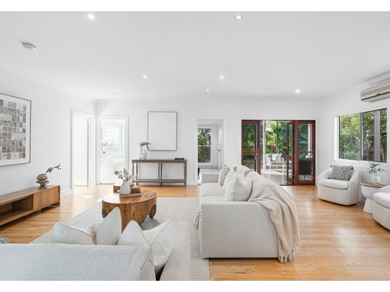 122 Erica Street, Cannon Hill QLD 4170