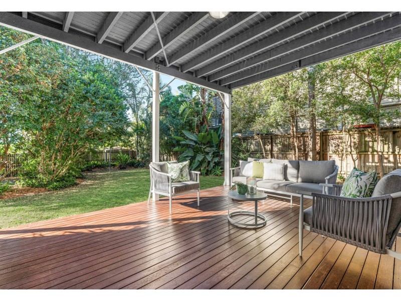 122 Erica Street, Cannon Hill QLD 4170