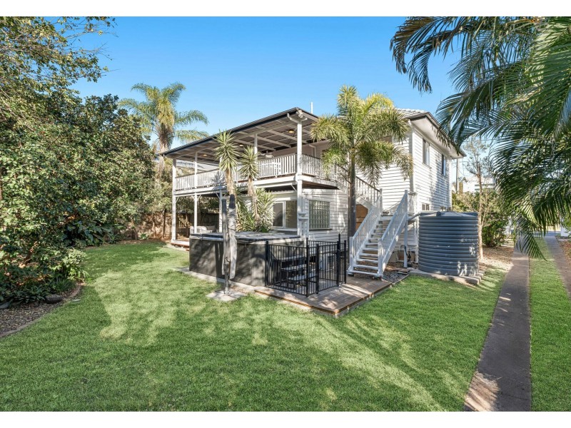 122 Erica Street, Cannon Hill QLD 4170