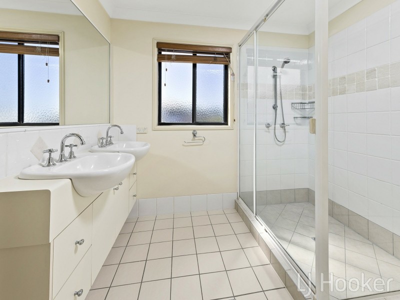 8 Menindee Street, Murarrie QLD 4172