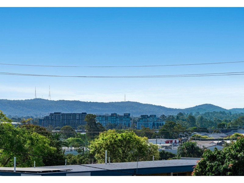 4/77 Chaucer Street, Moorooka QLD 4105