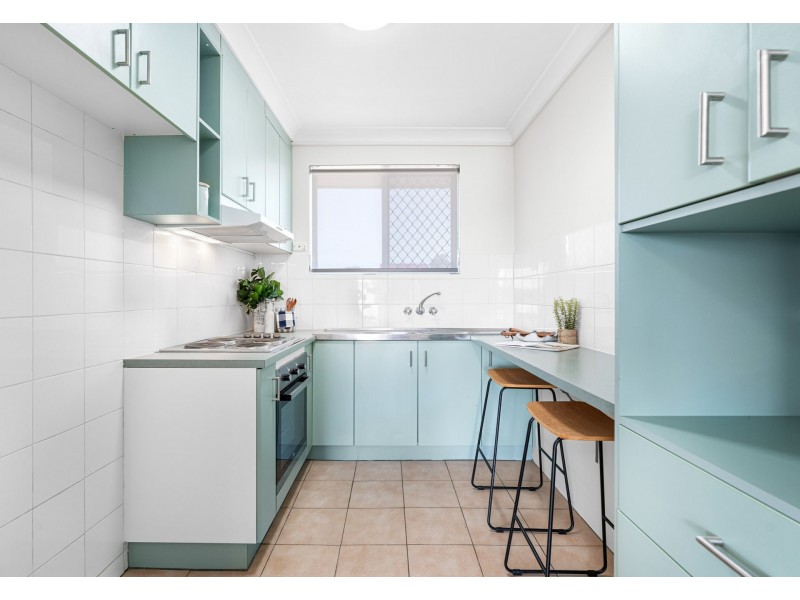 4/77 Chaucer Street, Moorooka QLD 4105