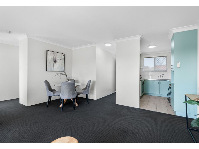 4/77 Chaucer Street, Moorooka QLD 4105