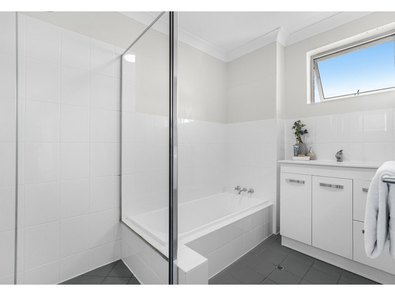 4/77 Chaucer Street, Moorooka QLD 4105