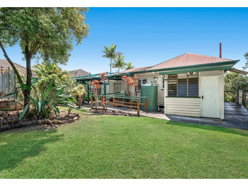 29 Aster Street, Cannon Hill QLD 4170