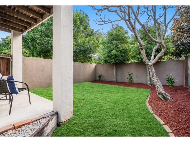 1/77 Bilyana Street, Balmoral QLD 4171