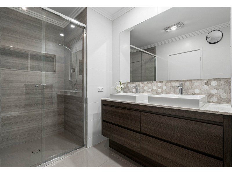 8/19 Governor Terrace, Murarrie QLD 4172