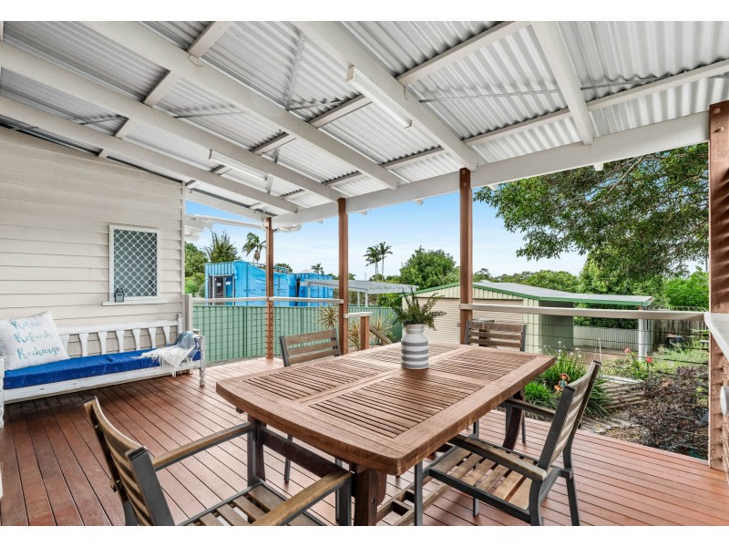 60 Sibley Road, Wynnum West QLD 4178