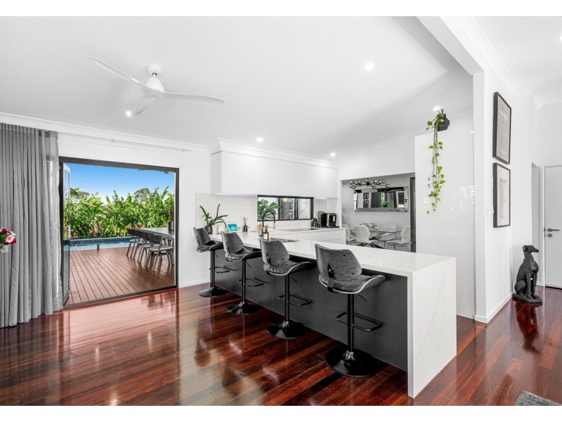 11 Rembrandt Street, Carina QLD 4152