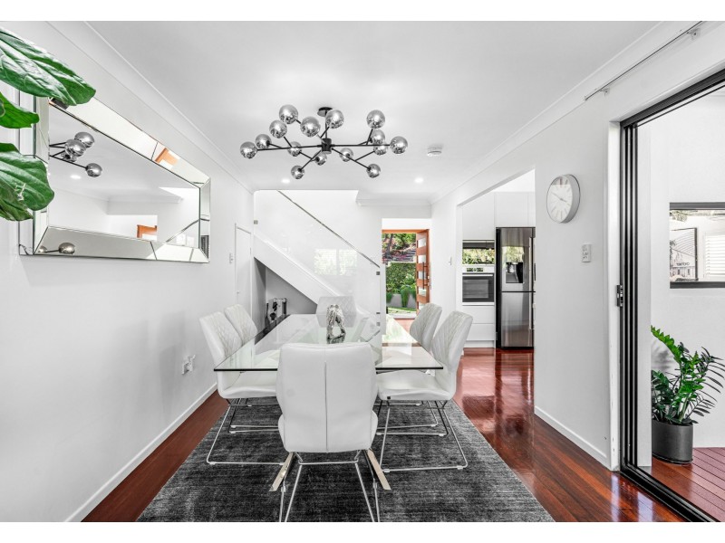 11 Rembrandt Street, Carina QLD 4152