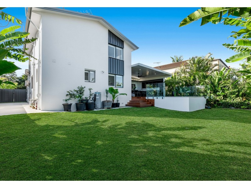 11 Rembrandt Street, Carina QLD 4152