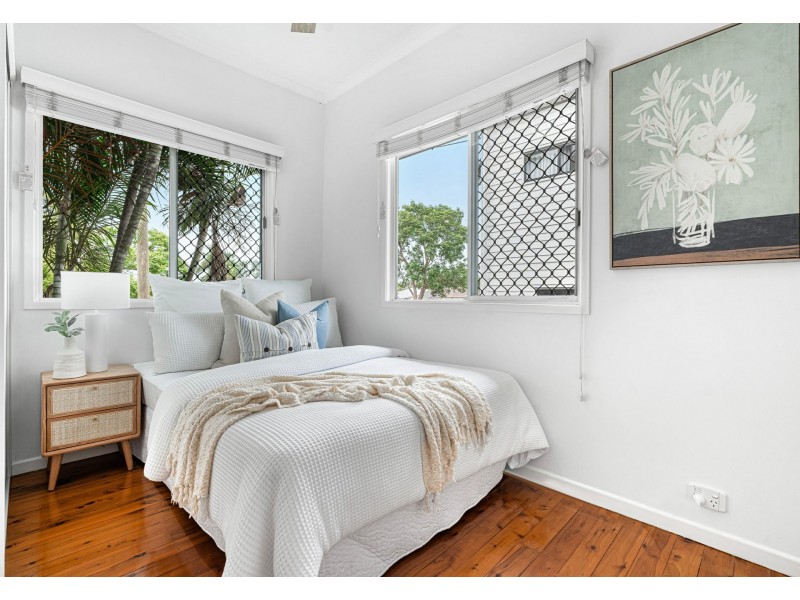 12 Narela Street, Cannon Hill QLD 4170