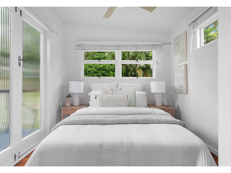 12 Narela Street, Cannon Hill QLD 4170