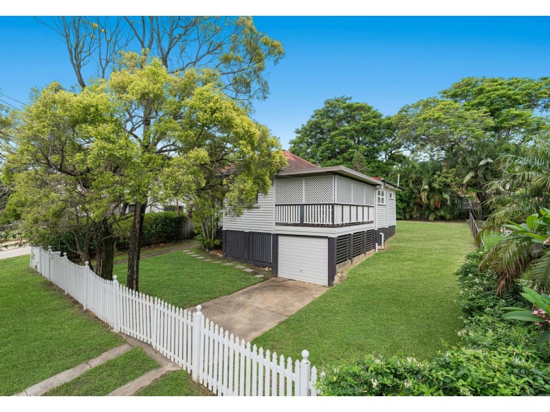 12 Narela Street, Cannon Hill QLD 4170