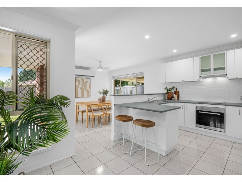 6 Oakwood Court, Hemmant QLD 4174