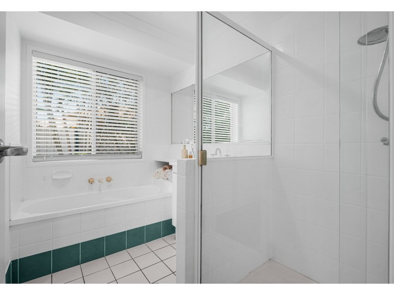 6 Oakwood Court, Hemmant QLD 4174