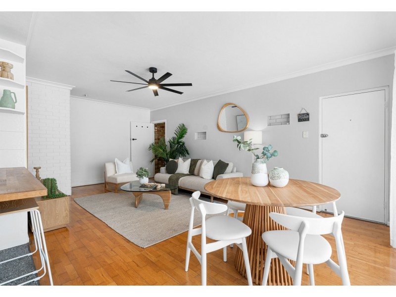 Unit 2/170 Old Cleveland Road, Coorparoo QLD 4151