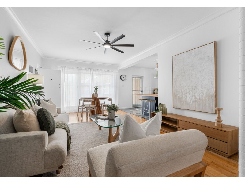 Unit 2/170 Old Cleveland Road, Coorparoo QLD 4151