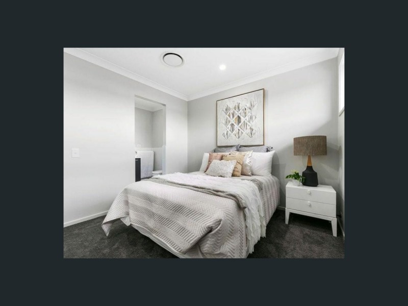 34 Shrapnel Road, Cannon Hill QLD 4170