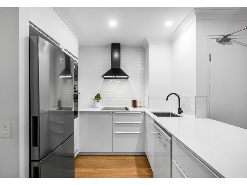 57/55 Harries Road, Coorparoo QLD 4151