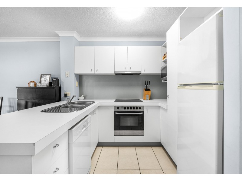Unit 27/38 Palmer Street, Greenslopes QLD 4120