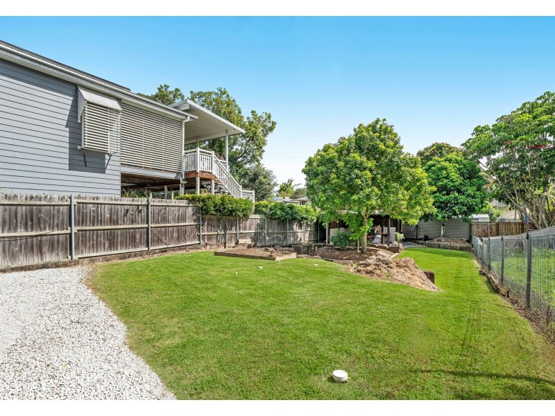 21 Ingleston Street, Wynnum West QLD 4178