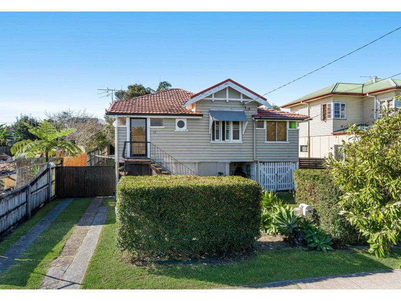 22 Edge Street, Murarrie QLD 4172