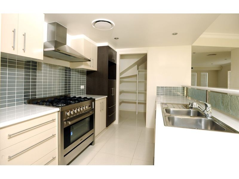 27 Vera Place, Murarrie QLD 4172