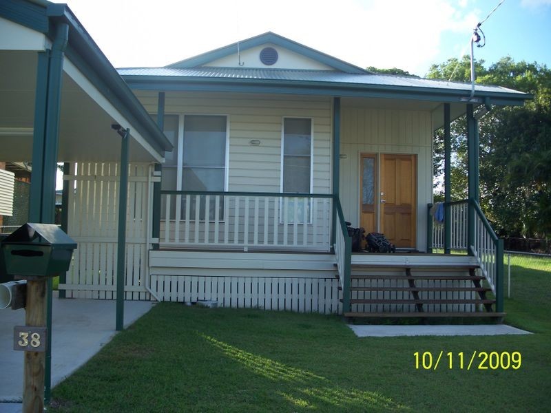 38 Moncrief Rd, Cannon Hill QLD 4170