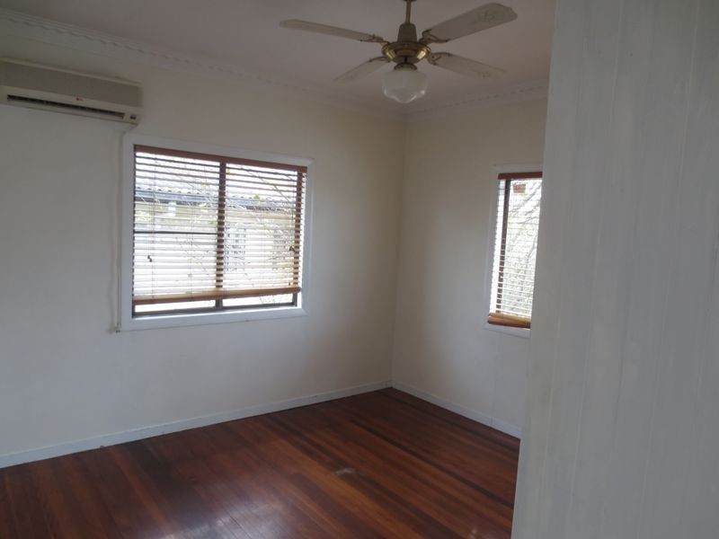 60 Moore Street, Morningside QLD 4170