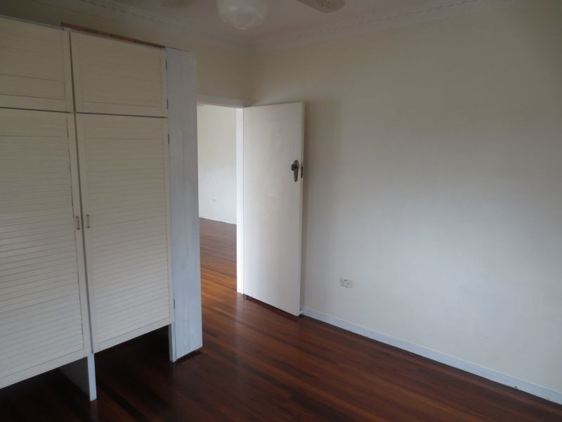60 Moore Street, Morningside QLD 4170