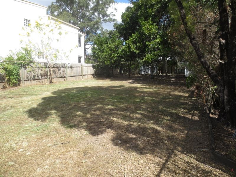 60 Moore Street, Morningside QLD 4170