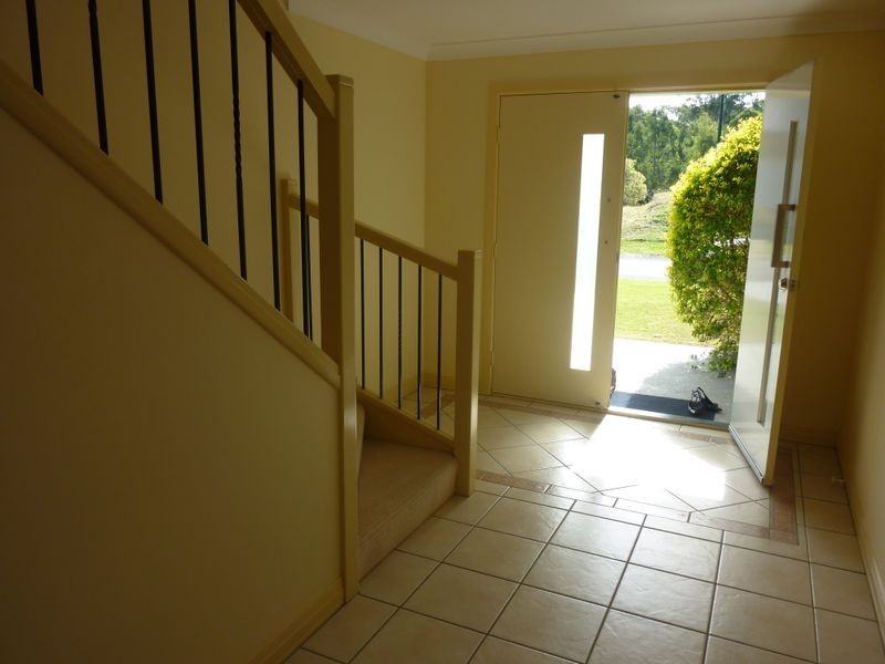12 Mizen Place, Holland Park West QLD 4121