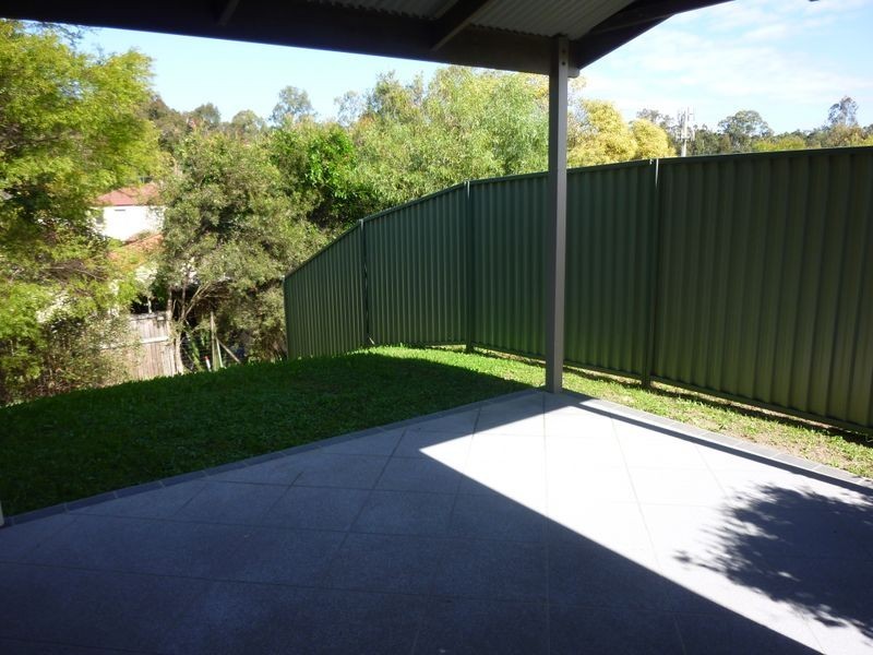 12 Mizen Place, Holland Park West QLD 4121