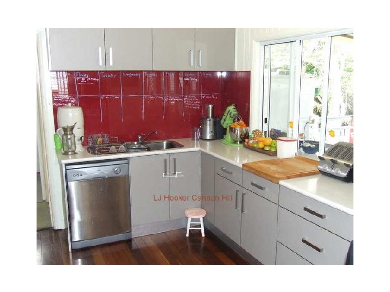 77 Armstrong Road, Cannon Hill QLD 4170