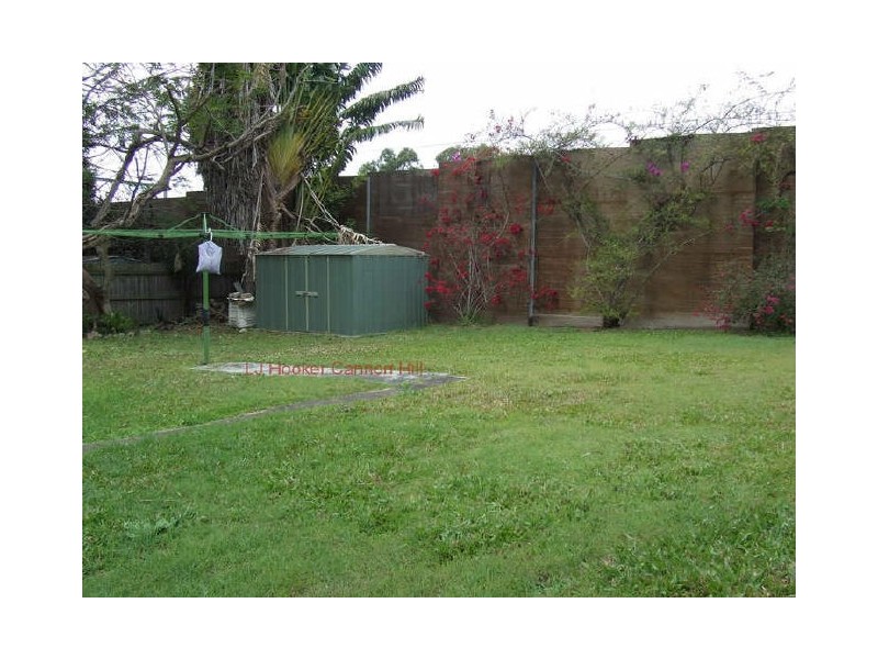 77 Armstrong Road, Cannon Hill QLD 4170