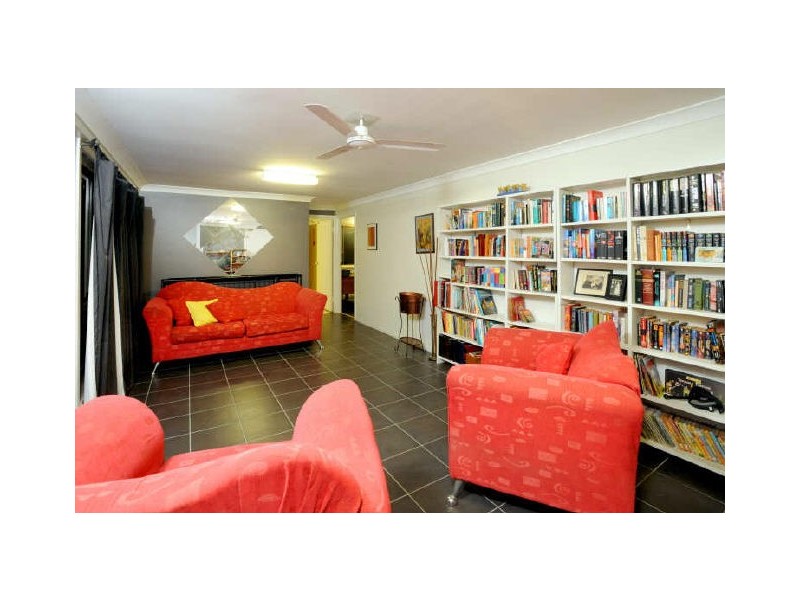 101 Armstrong Road, Cannon Hill QLD 4170