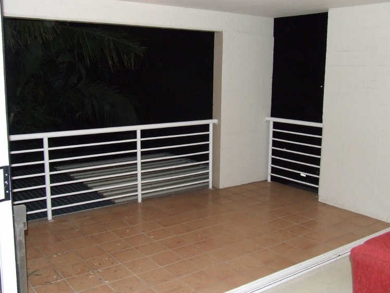 1/92-96 Norman Crescent, Norman Park QLD 4170