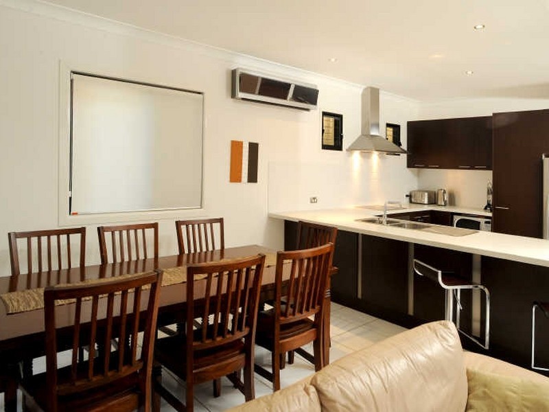 56 Stanton Street, Cannon Hill QLD 4170