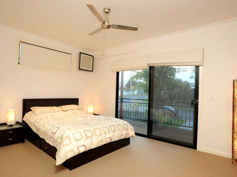 56 Stanton Street, Cannon Hill QLD 4170