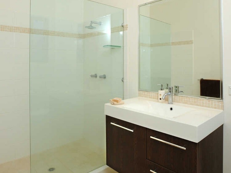 56 Stanton Street, Cannon Hill QLD 4170