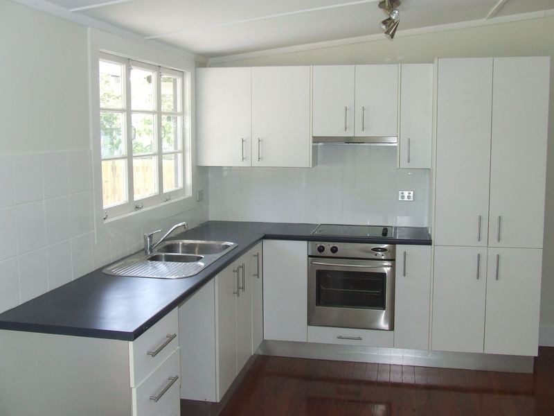 19 Grenade Street, Cannon Hill QLD 4170